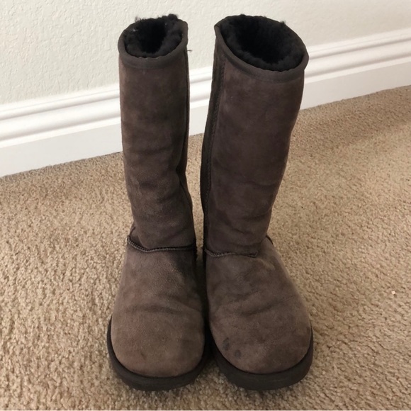 UGG Shoes - AUTHENTIC Ugg | Chocolate Brown Classic Tall Boots size 6